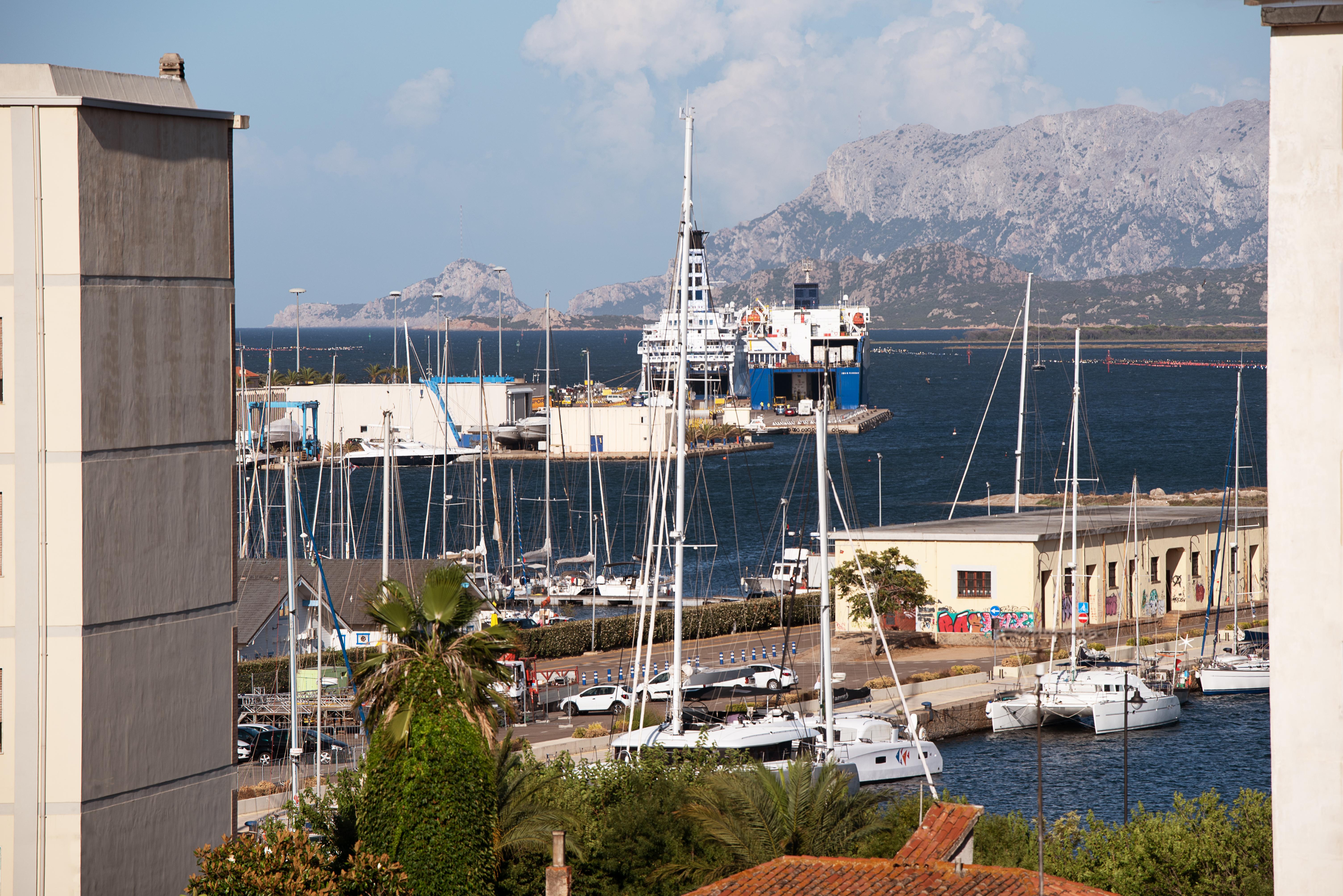 L'Essenza Hotel Olbia Eksteriør bilde